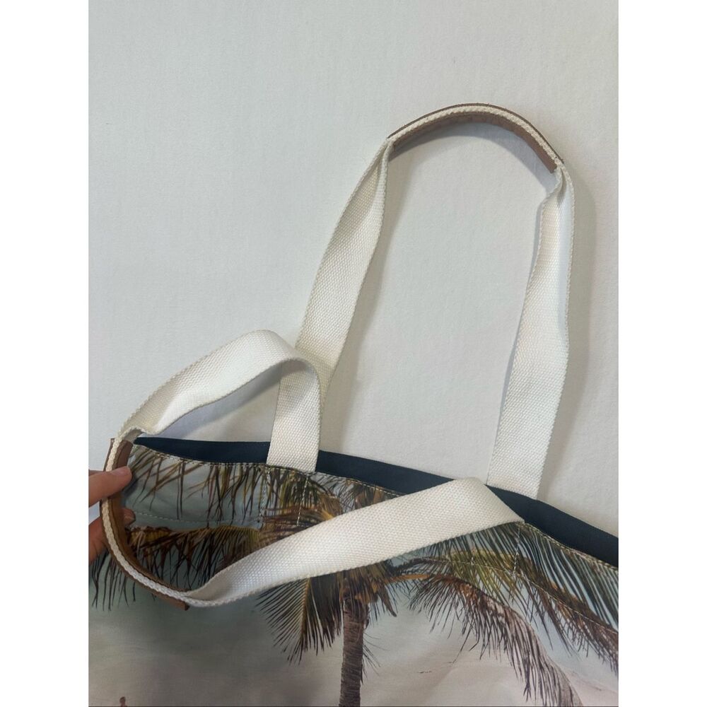 Gray Malin Beach Tote Bag Canvas Palm Tree Aerial Beach Print Large Travel Tote — image 5 of 8